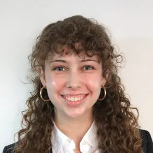 A_Lyons 2023 headshot